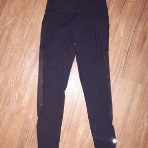 Lululemon mesh panel pocket leggings